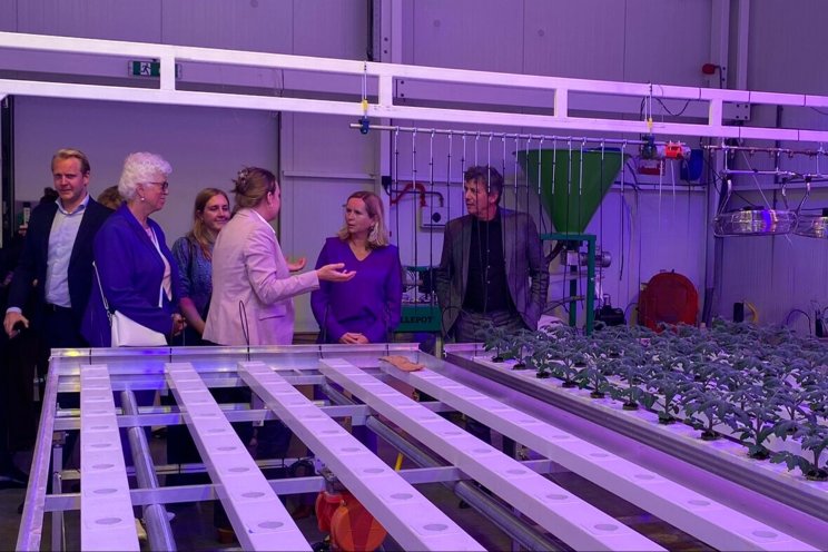 Minister Klever explores Dutch horticultural innovation