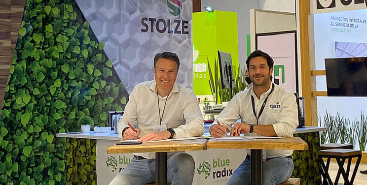 Stolze and Blue Radix bring Autonomous Growing to Mexico